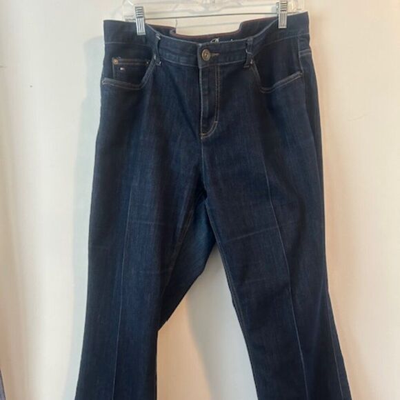 Tommy Hilfiger Hope Bootcut 5 pocket denim jeans, size 18S - Picture 1 of 5